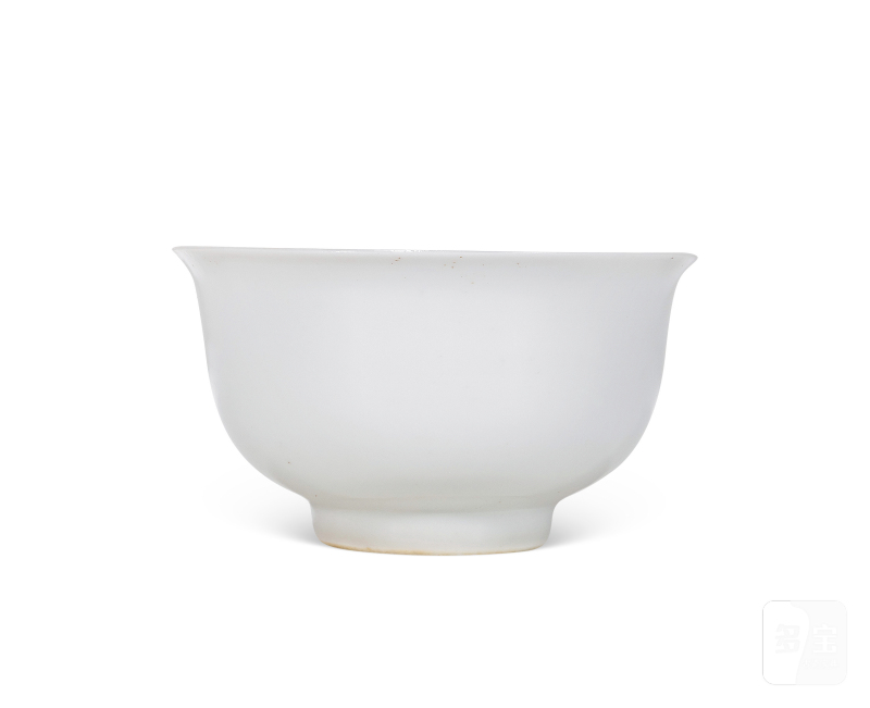 明永乐 甜白釉模印龙纹茶盅 - 图1